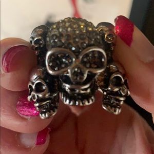 NWOT Blingy Skull Rings Adjustable Size